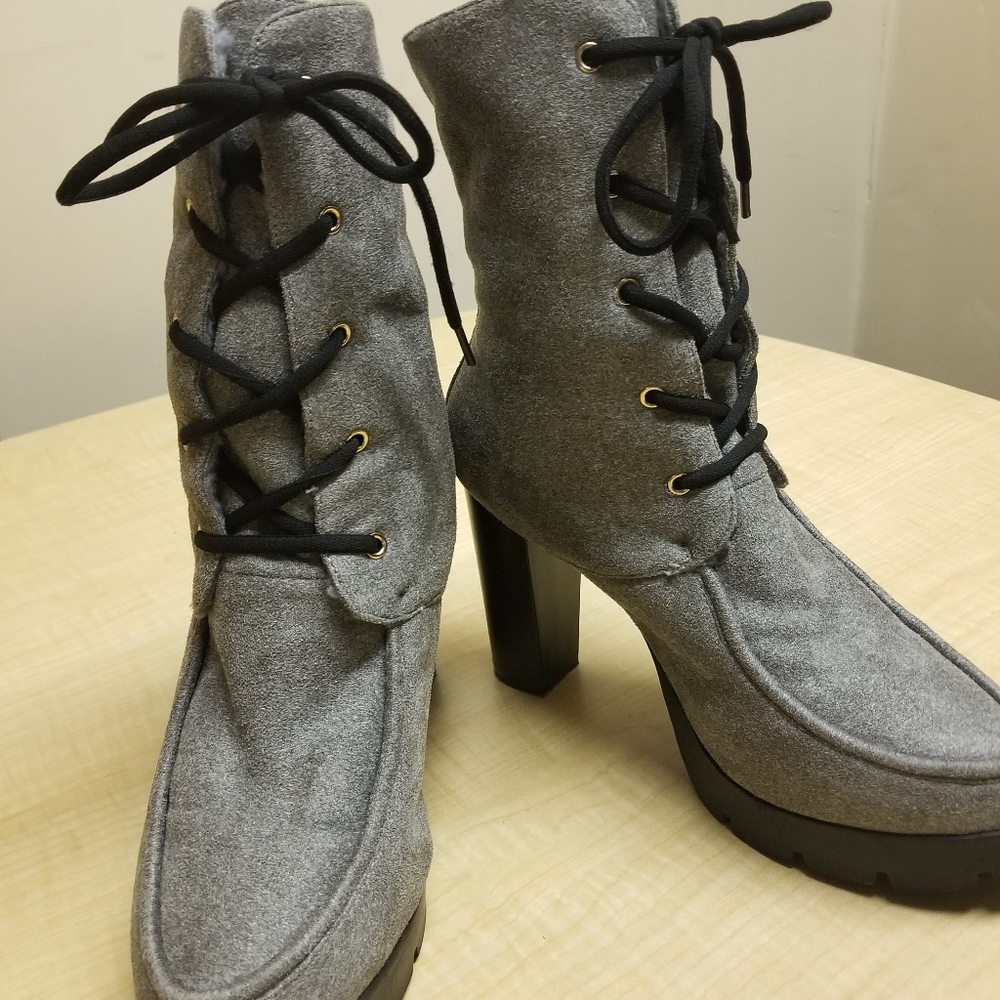 Ladies Boots